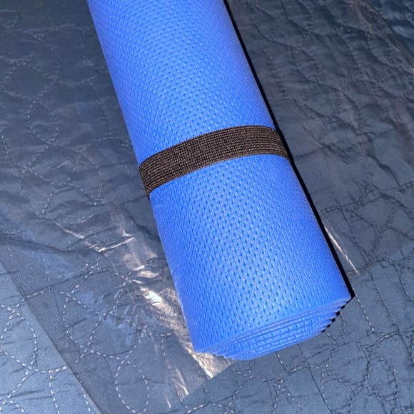 Yoga 🧘♀️ mat🧘♀️ - Picture 1 of 6